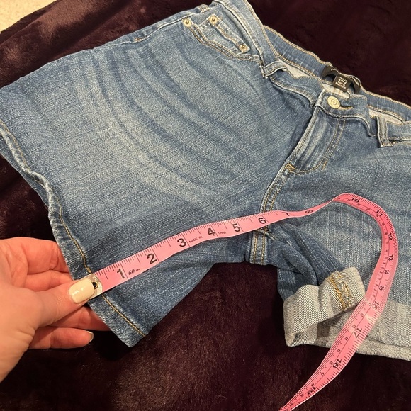 Banana Republic Size 2/26 Jean Shorts - Picture 2 of 6